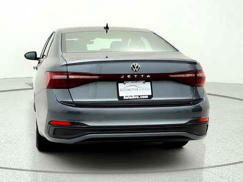 Used 2025 Volkswagen Jetta Sport FWD image 6