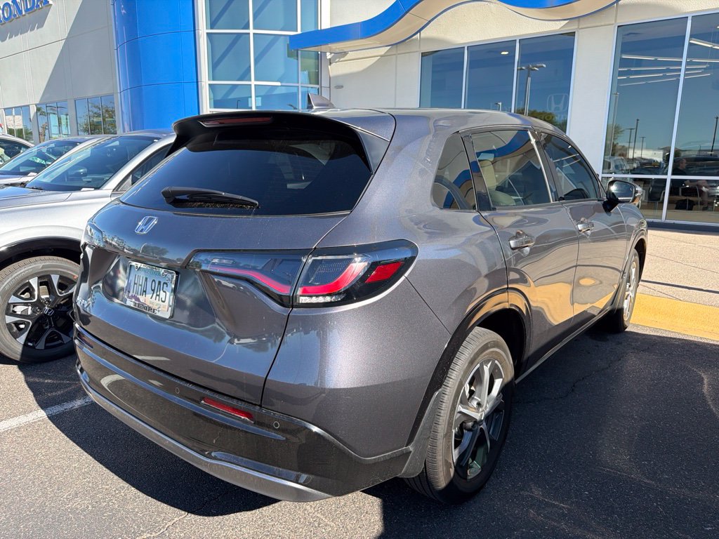 Certified 2024 Honda HR-V EX-L image 3