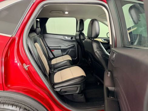 Used 2022 Ford Escape Titanium w/ Titanium Elite Package image 31