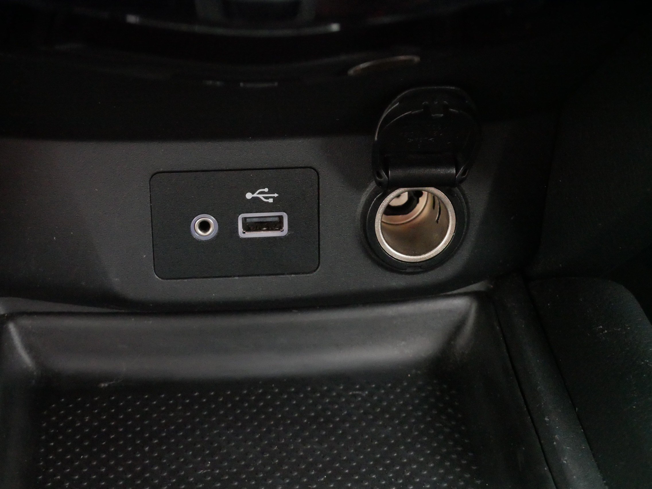Used 2020 Nissan Rogue SV AWD/4WD image 28