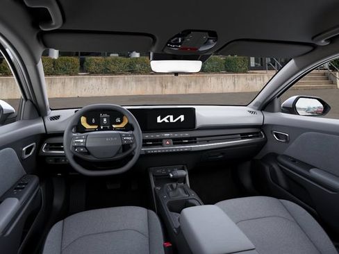 New 2026 Kia K4 FWD image 15