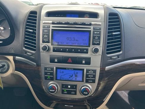 Used 2010 Hyundai Santa Fe Limited AWD/4WD image 17