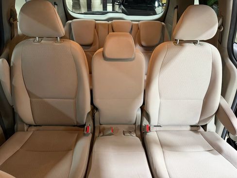Used 2016 Kia Sedona LX FWD image 50