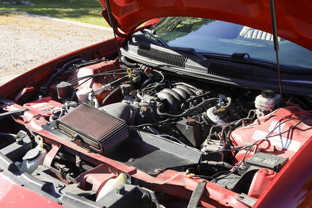 Used 2002 Chevrolet Camaro Z28 w/ SS Performance/Appearance Pkg RWD image 24