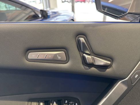 New 2026 BMW iX xDrive45 w/ M Sport Package image 38