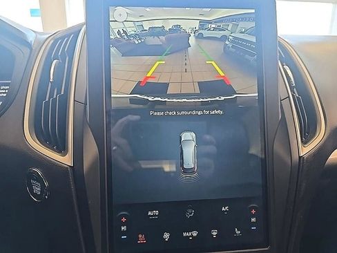 Used 2023 Ford Edge SEL w/ Convenience Package image 22