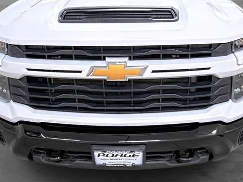 Used 2024 Chevrolet Silverado 2500 Custom w/ Custom Convenience Package image 16