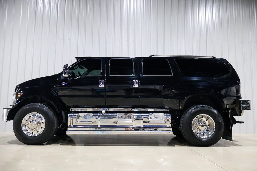 Used 2015 Ford F650 2WD Crew Cab Super Duty image 13