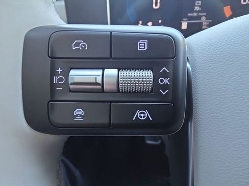 New 2026 Hyundai Santa Fe SE image 18