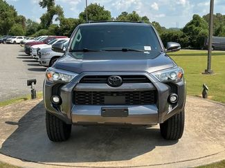 Used 2023 Toyota 4Runner SR5 Premium w/ Moonroof Package AWD/4WD video 2