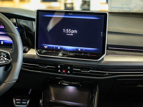 New 2026 Volkswagen Golf image 21