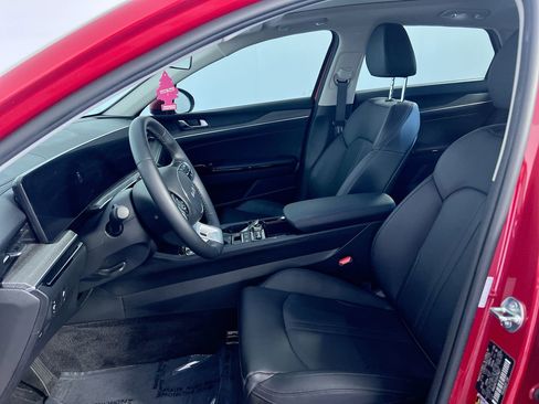 Certified 2025 Kia K5 EX FWD image 12