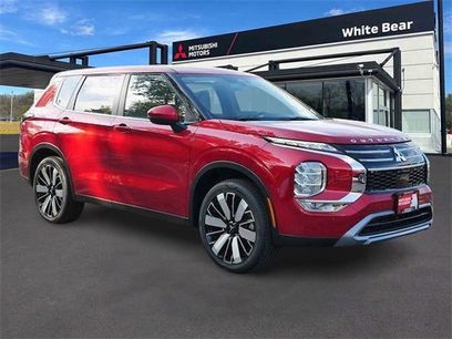 New 2025 Mitsubishi Outlander SE
