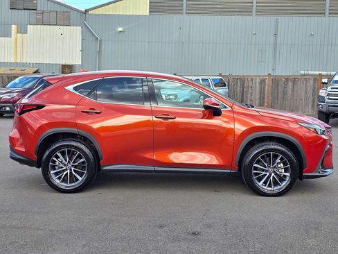 Used 2023 Lexus NX 350 AWD image 8