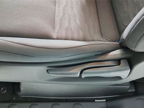 New 2026 Nissan Frontier S image 17