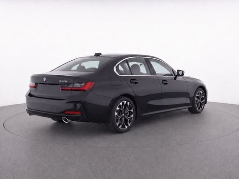 Used 2026 BMW 330i Sedan RWD image 3