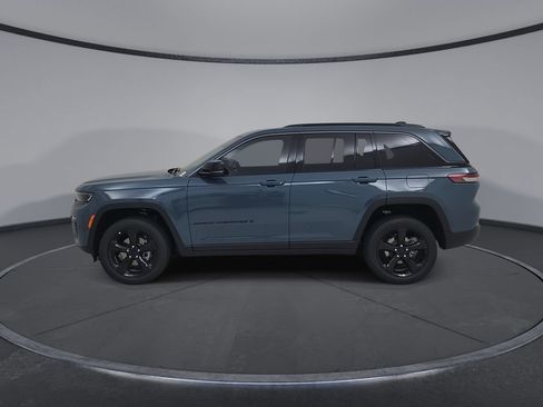 New 2026 Jeep Grand Cherokee Limited w/ Limited Altitude Package AWD/4WD image 9