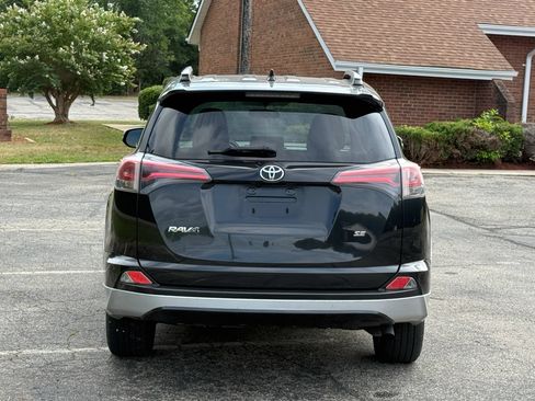 Used 2016 Toyota RAV4 SE FWD image 5