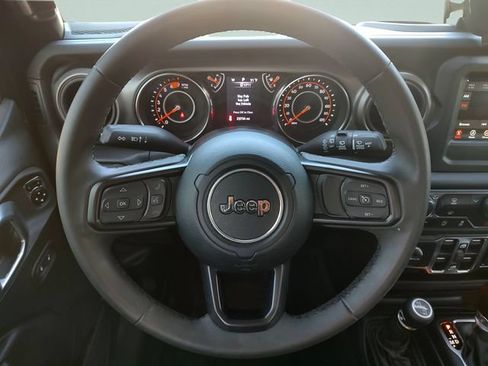 Used 2023 Jeep Wrangler Unlimited Sport AWD/4WD image 11