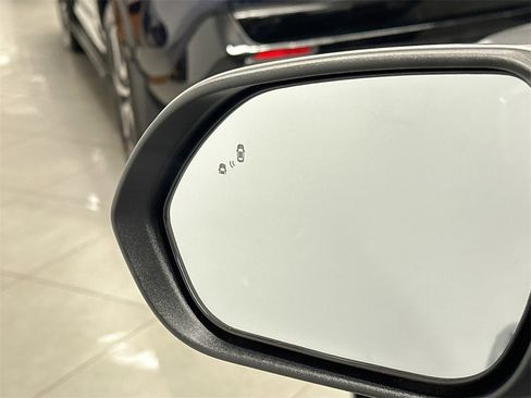 New 2025 Kia Seltos EX image 17