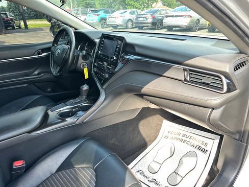 Used 2021 Toyota Camry SE image 21