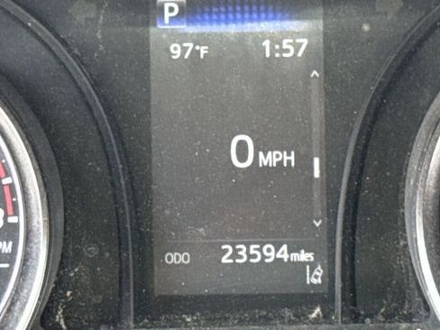 Used 2022 Toyota Camry SE FWD image 15