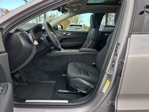 New 2026 Volvo XC60 B5 Plus w/ Protection Package Premier image 4