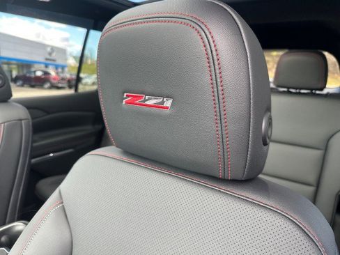 New 2026 Chevrolet Traverse Z71 image 17