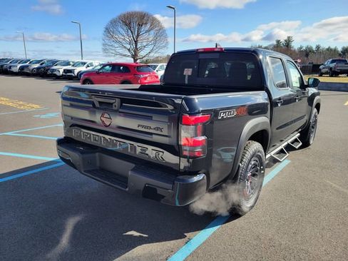 New 2025 Nissan Frontier PRO-4X image 3