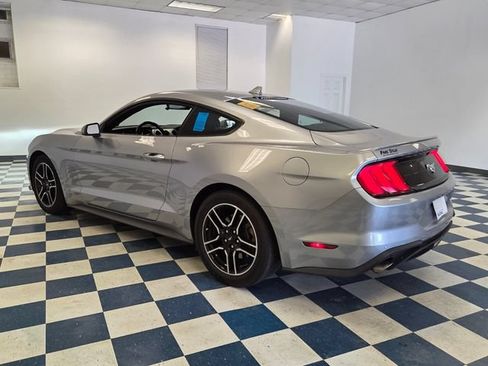 Used 2021 Ford Mustang Premium RWD image 5