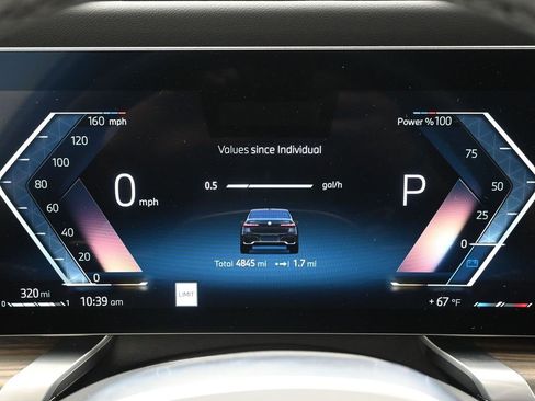 Used 2025 BMW 760i xDrive w/ Executive Package image 20