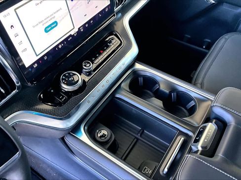 New 2026 Ford Expedition Platinum AWD/4WD image 8