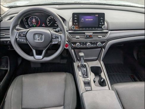 Used 2018 Honda Accord LX image 8