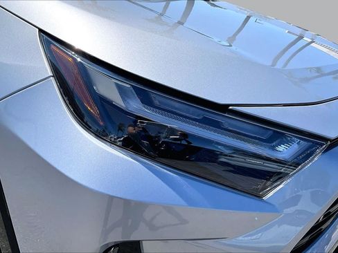 Used 2022 Toyota RAV4 XSE AWD/4WD image 26