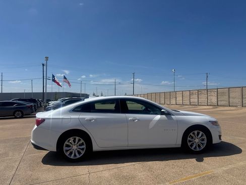 Used 2024 Chevrolet Malibu LT FWD image 24