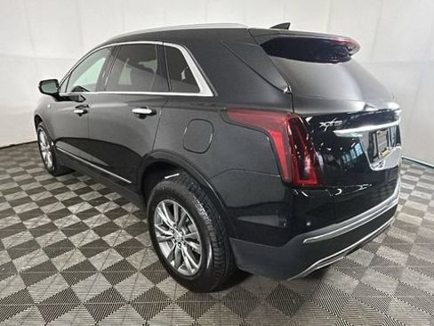 Used 2021 Cadillac XT5 Premium Luxury FWD image 4
