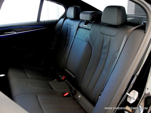 Used 2023 BMW 540i w/ M Sport Package RWD image 22
