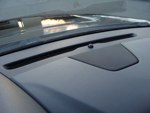 Used 2019 GMC Yukon Denali w/ Denali Ultimate Package image 39