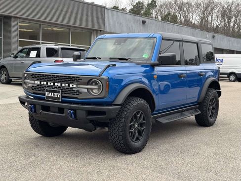 Used 2024 Ford Bronco Badlands image 24