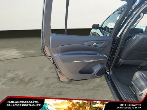 New 2026 Chevrolet Traverse Z71 w/ Enhanced Driving Package AWD/4WD image 24