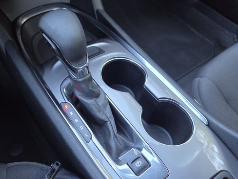 Used 2023 Chevrolet Malibu LT image 22