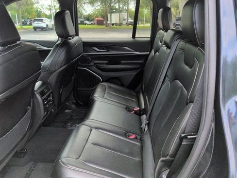 Used 2024 Jeep Grand Cherokee Limited 4xe AWD/4WD image 13