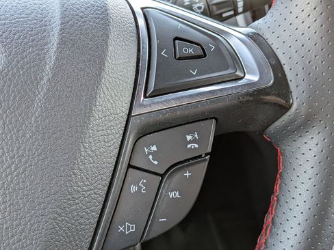 Certified 2024 Ford Edge ST-Line image 30