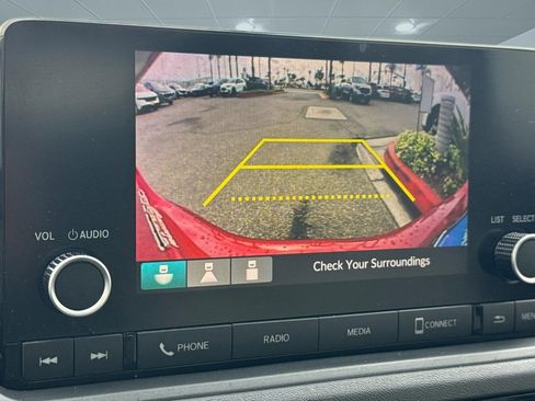 Used 2023 Honda Accord LX image 22