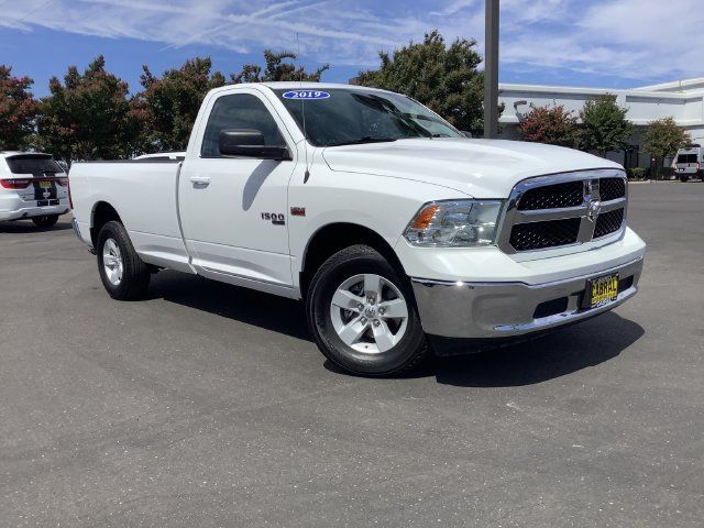 Used 2019 RAM 1500 Classic SLT AWD/4WD image 2