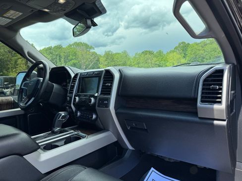 Used 2020 Ford F150 Lariat w/ Equipment Group 502A Luxury AWD/4WD image 19