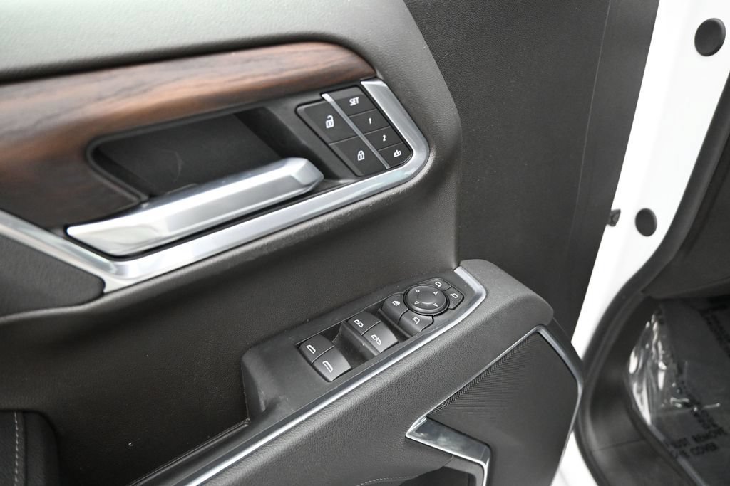 Used 2026 GMC Sierra 1500 SLT RWD image 6
