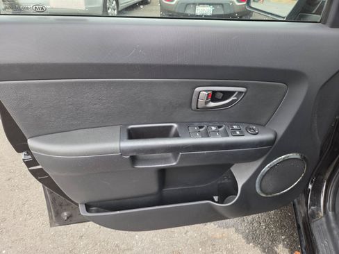Used 2011 Kia Soul + FWD image 8