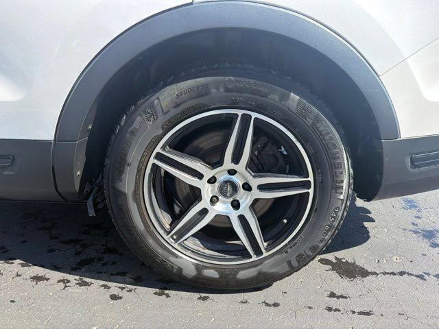 Used 2018 Ford Explorer Sport w/ Equipment Group 401A AWD/4WD image 12