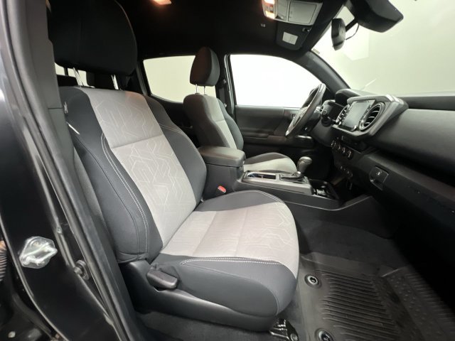 Certified 2022 Toyota Tacoma TRD Sport AWD/4WD image 26